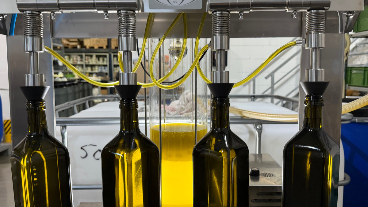 Öl abfüllen mit höchster Präzision – Qualität bis zur letzten Flasche